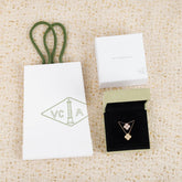 【関税負担なし・送料無料・代引可】ヴァンクリーフ&アーペル ネックレス 未使用 箱付き