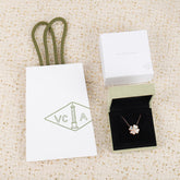 【関税負担なし・送料無料・代引可】ヴァンクリーフ&アーペル ネックレス 未使用 箱付き