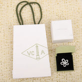 【関税負担なし・送料無料・代引可】ヴァンクリーフ&アーペル リング 未使用 箱付き