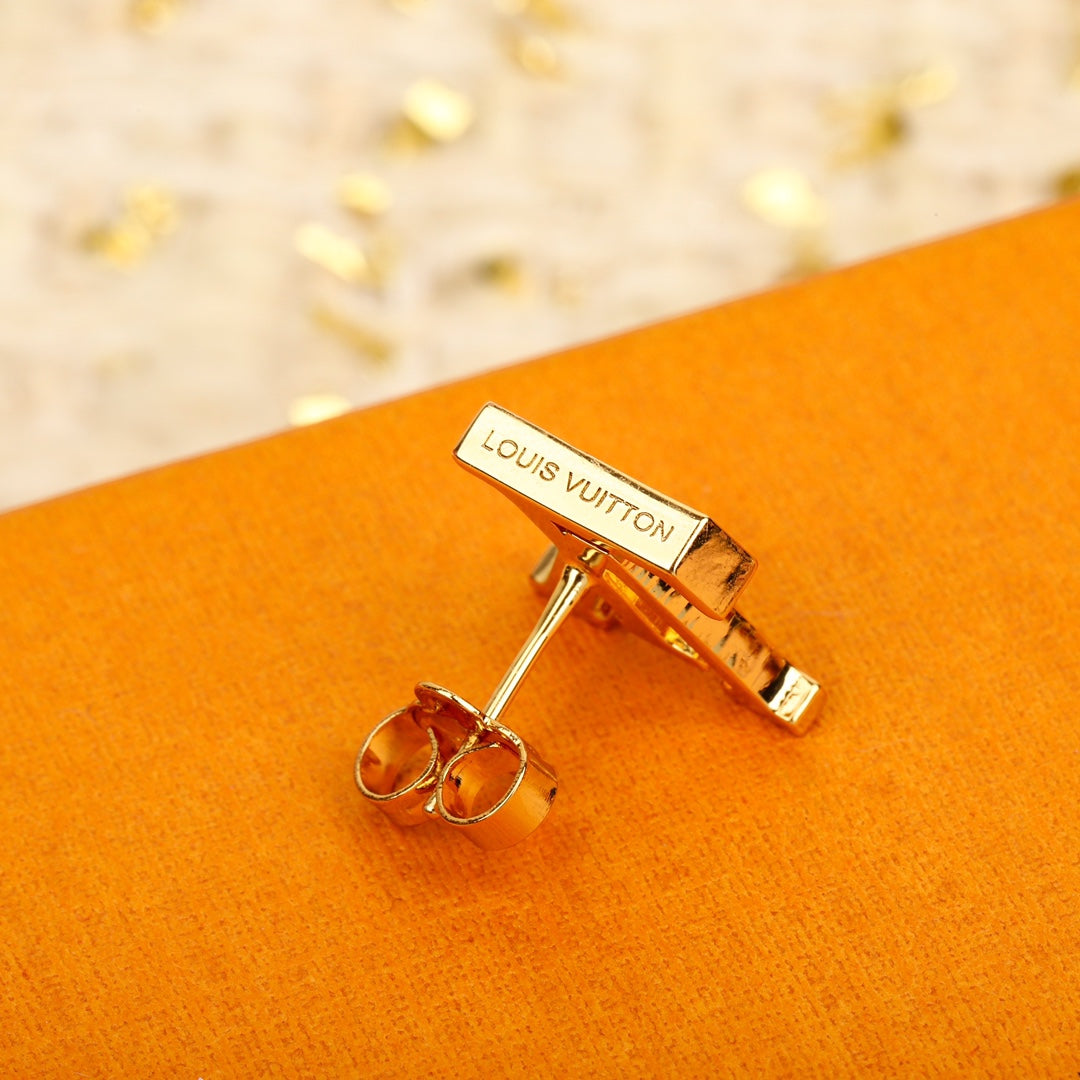 【関税負担なし・送料無料・代引可】ヴィトン ピアス 未使用 箱付き