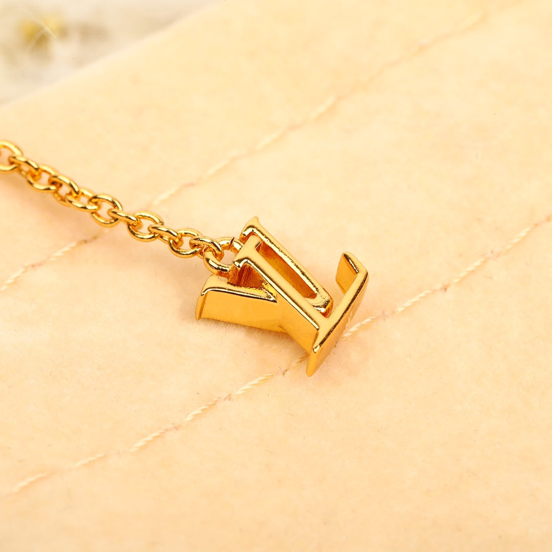 【関税負担なし・送料無料・代引可】ヴィトン ピアス 未使用 箱付き