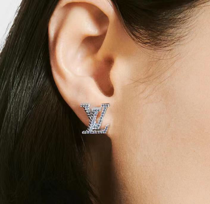 【関税負担なし・送料無料・代引可】ヴィトン ピアス 未使用 箱付き