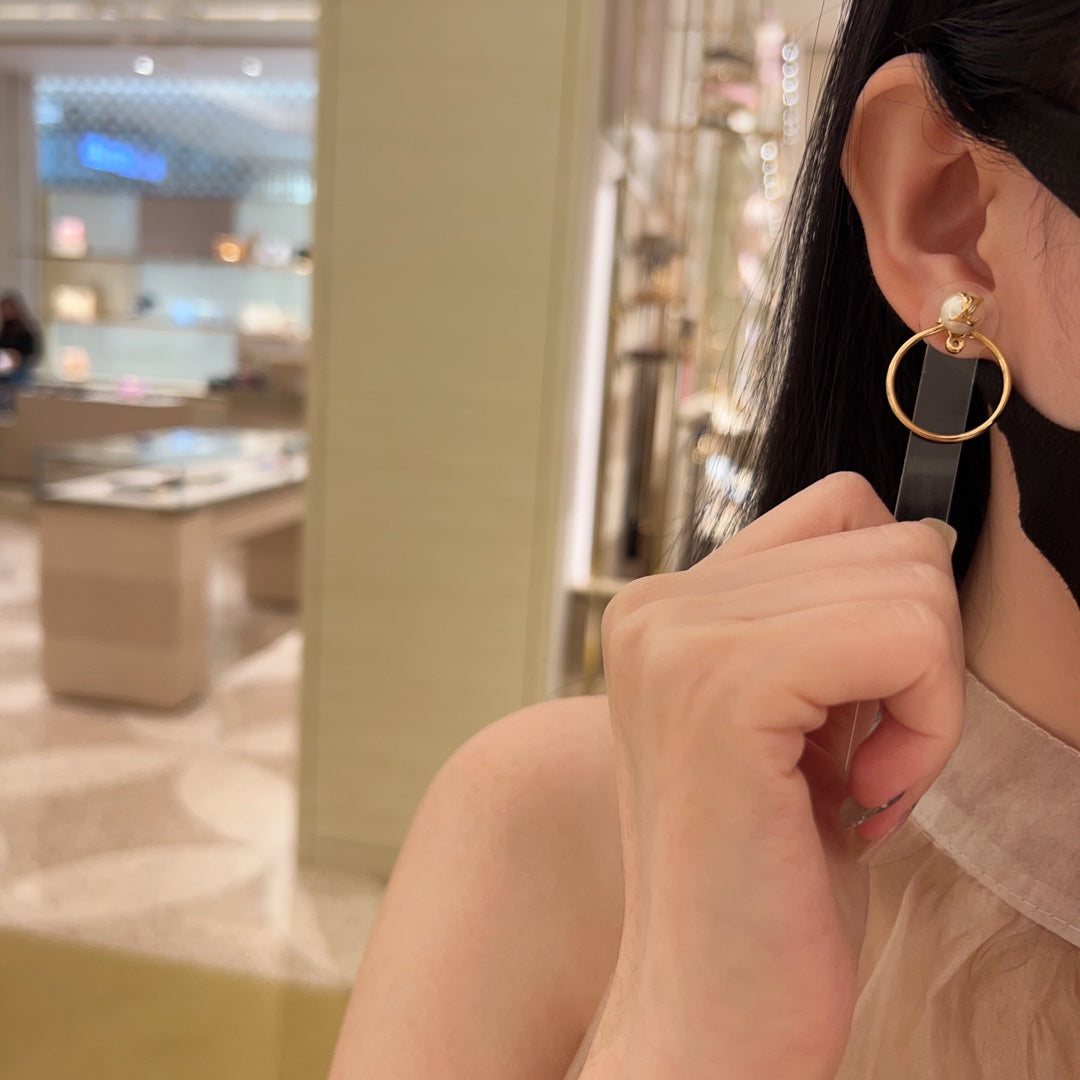 【関税負担なし・送料無料・代引可】ヴィトン ピアス 未使用 箱付き