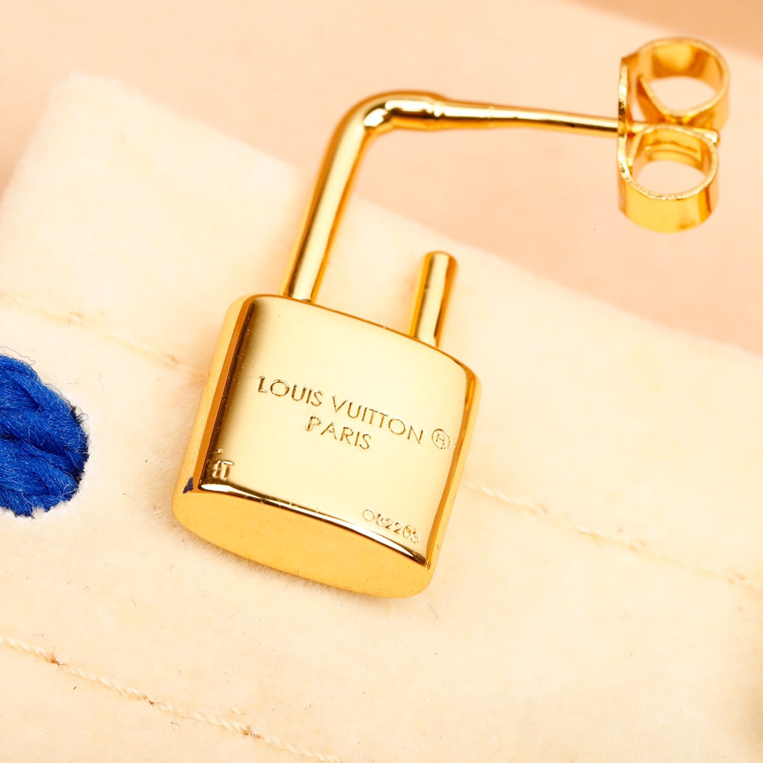 【関税負担なし・送料無料・代引可】ヴィトン ピアス 未使用 箱付き