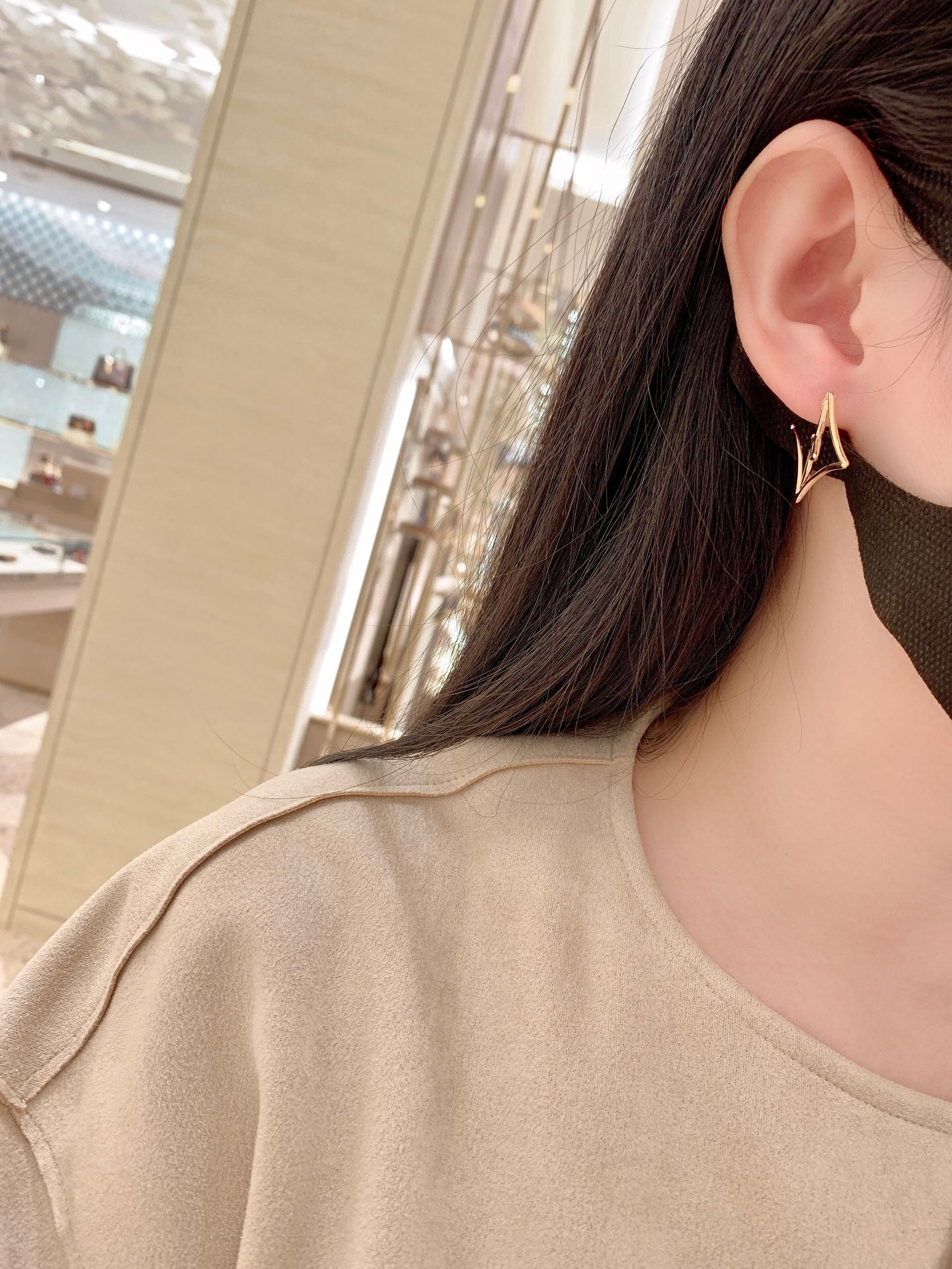 【関税負担なし・送料無料・代引可】ヴィトン ピアス 未使用 箱付き