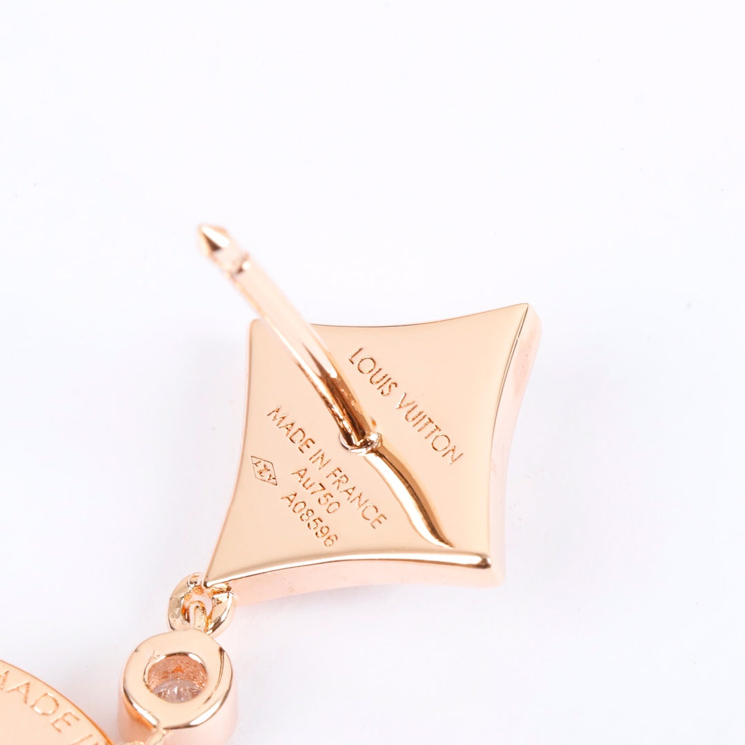 【関税負担なし・送料無料・代引可】【売れ筋】ヴィトン ピアス 未使用 箱付き