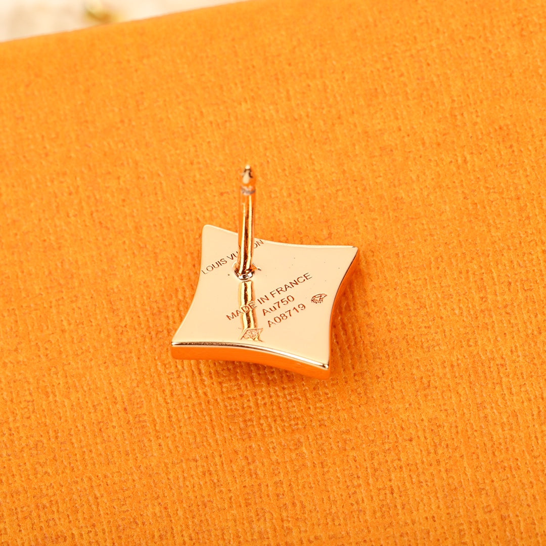 【関税負担なし・送料無料・代引可】【売れ筋】ヴィトン ピアス 未使用 箱付き