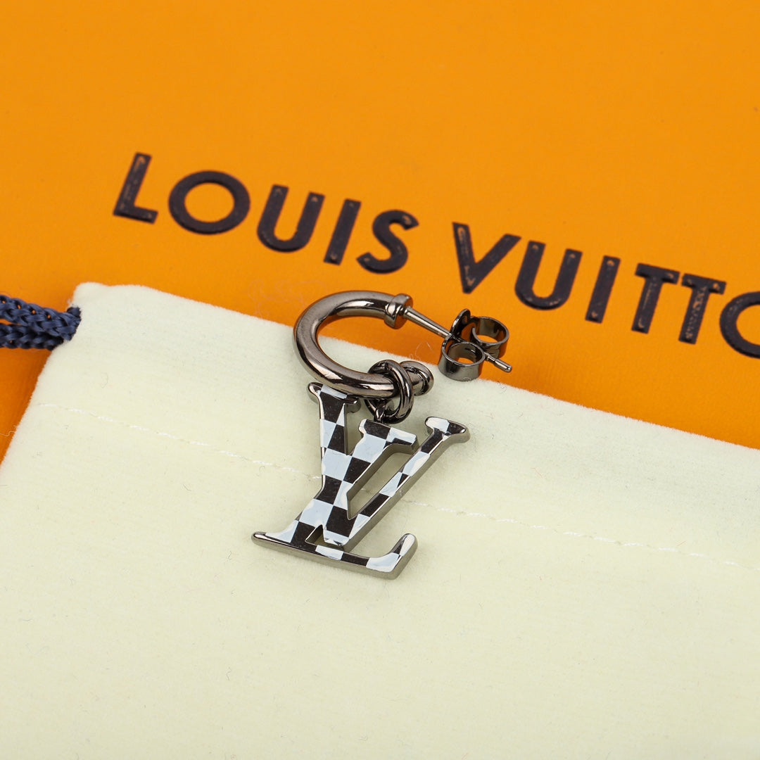 【関税負担なし・送料無料・代引可】ヴィトン ピアス 未使用 箱付き