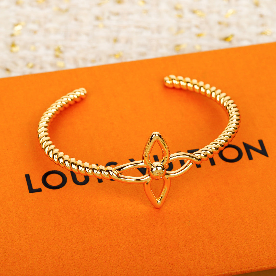 【関税負担なし・送料無料・代引可】ヴィトン バングル 未使用 箱付き