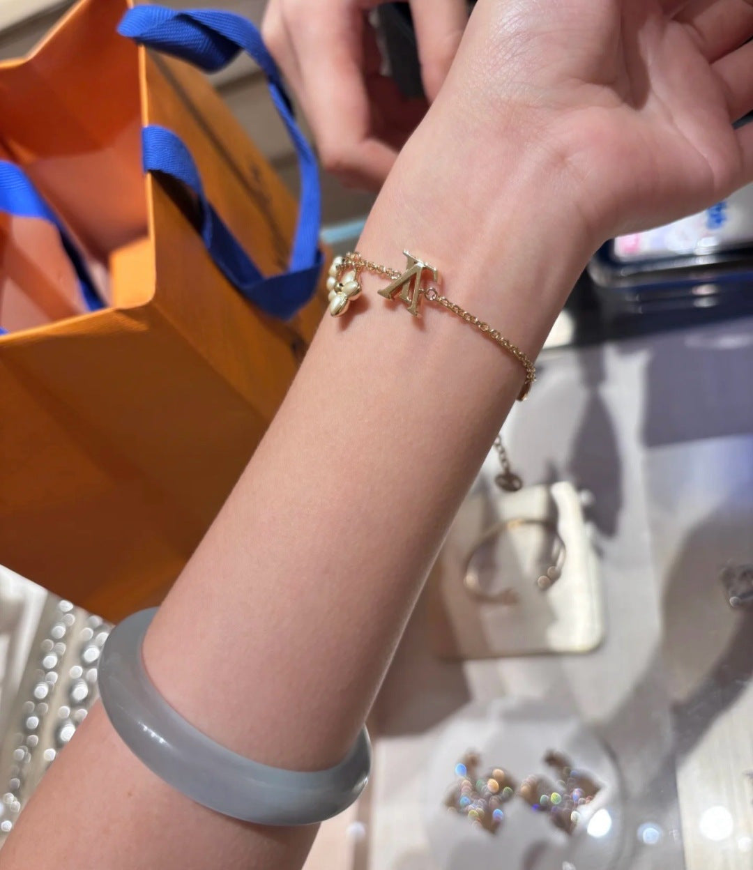 【関税負担なし・送料無料・代引可】【売れ筋】ヴィトン ブレスレット 未使用 箱付き