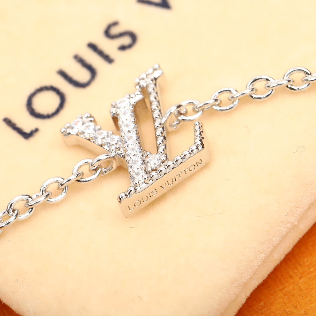 【関税負担なし・送料無料・代引可】【売れ筋】ヴィトン ブレスレット 未使用 箱付き