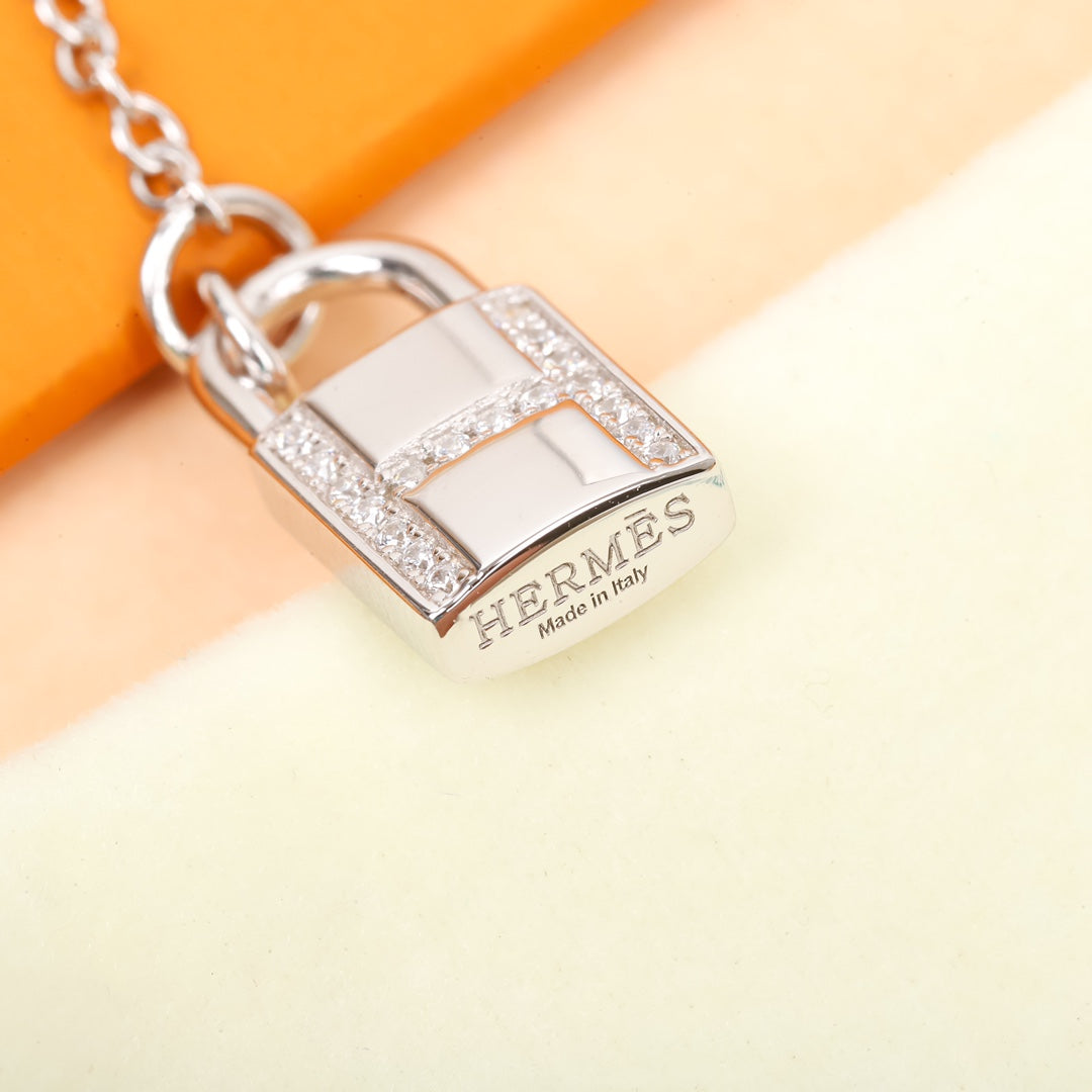 【関税負担なし・送料無料・代引可】ヴィトン ブレスレット 未使用 箱付き