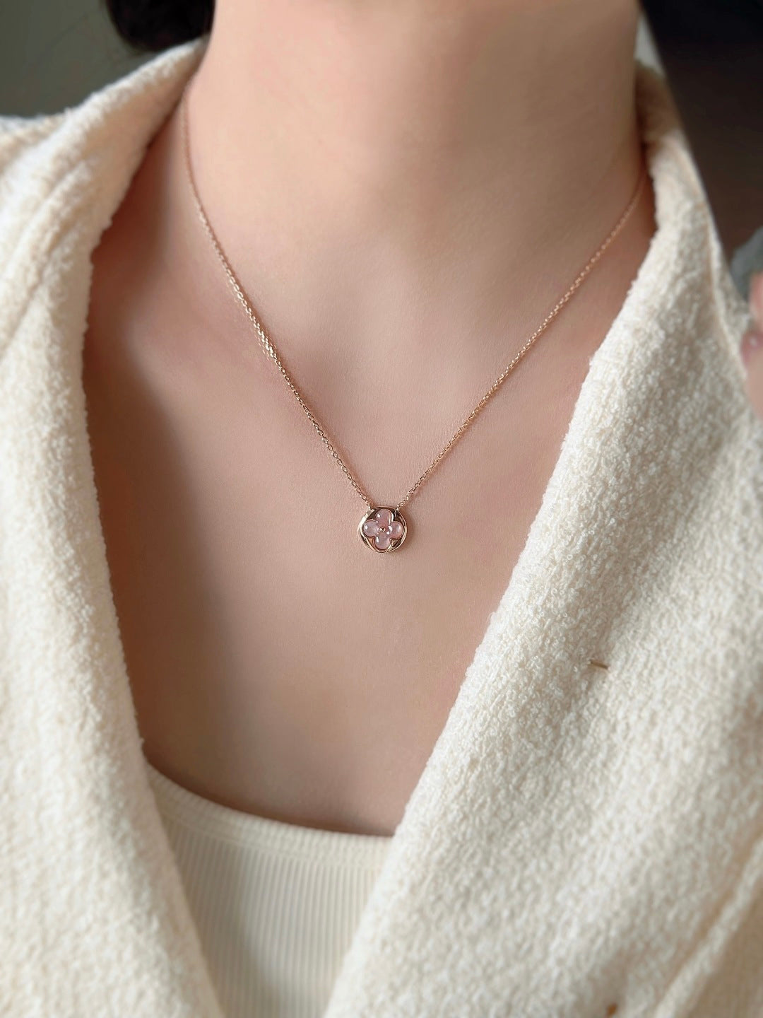 【関税負担なし・送料無料・代引可】【売れ筋】ヴィトン ネックレス 未使用 箱付き