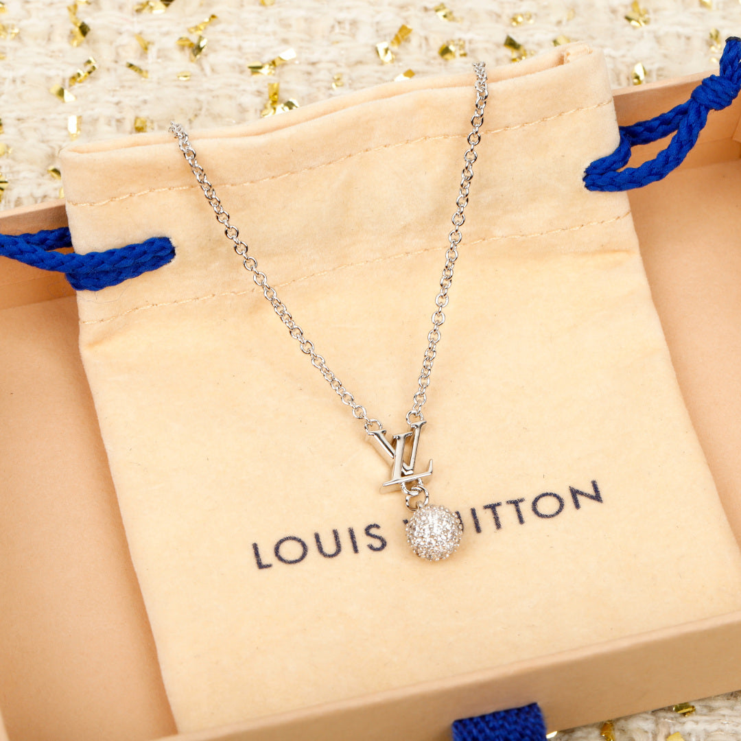 【関税負担なし・送料無料・代引可】ヴィトン ネックレス 未使用 箱付き