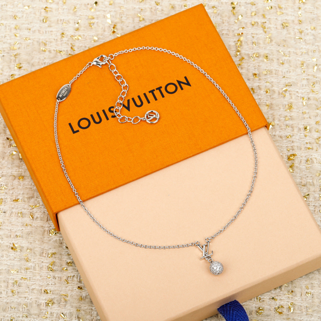 【関税負担なし・送料無料・代引可】ヴィトン ネックレス 未使用 箱付き