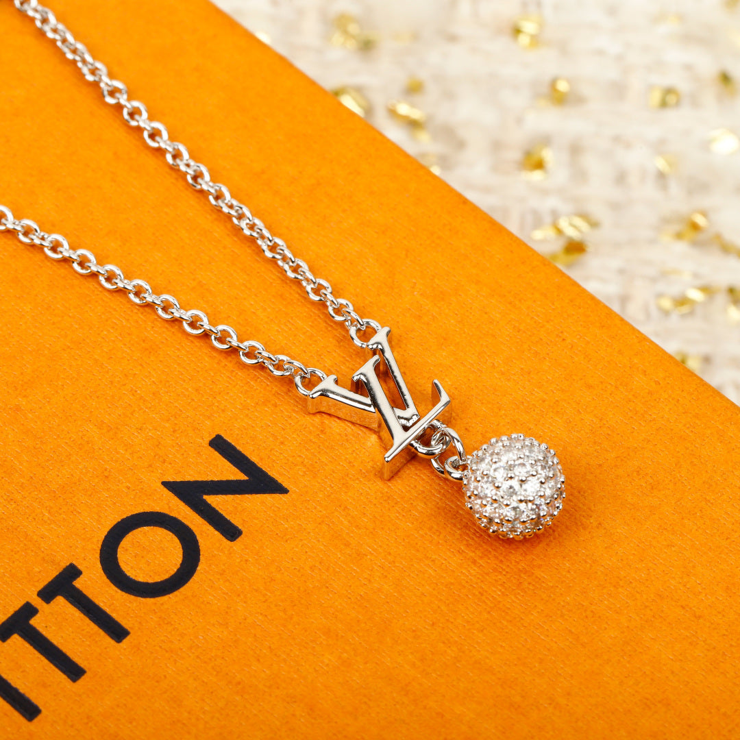 【関税負担なし・送料無料・代引可】ヴィトン ネックレス 未使用 箱付き