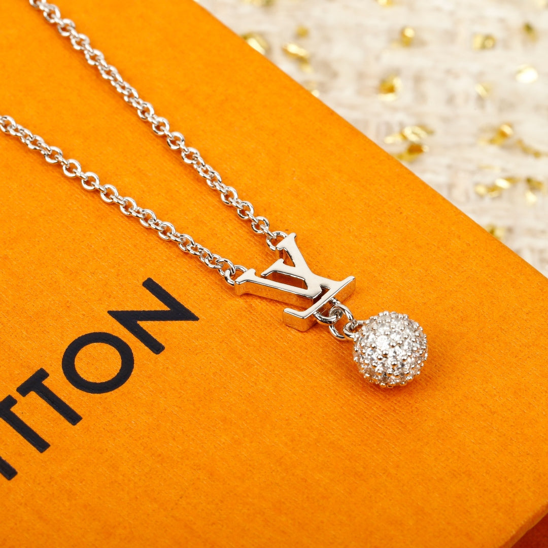 【関税負担なし・送料無料・代引可】ヴィトン ネックレス 未使用 箱付き