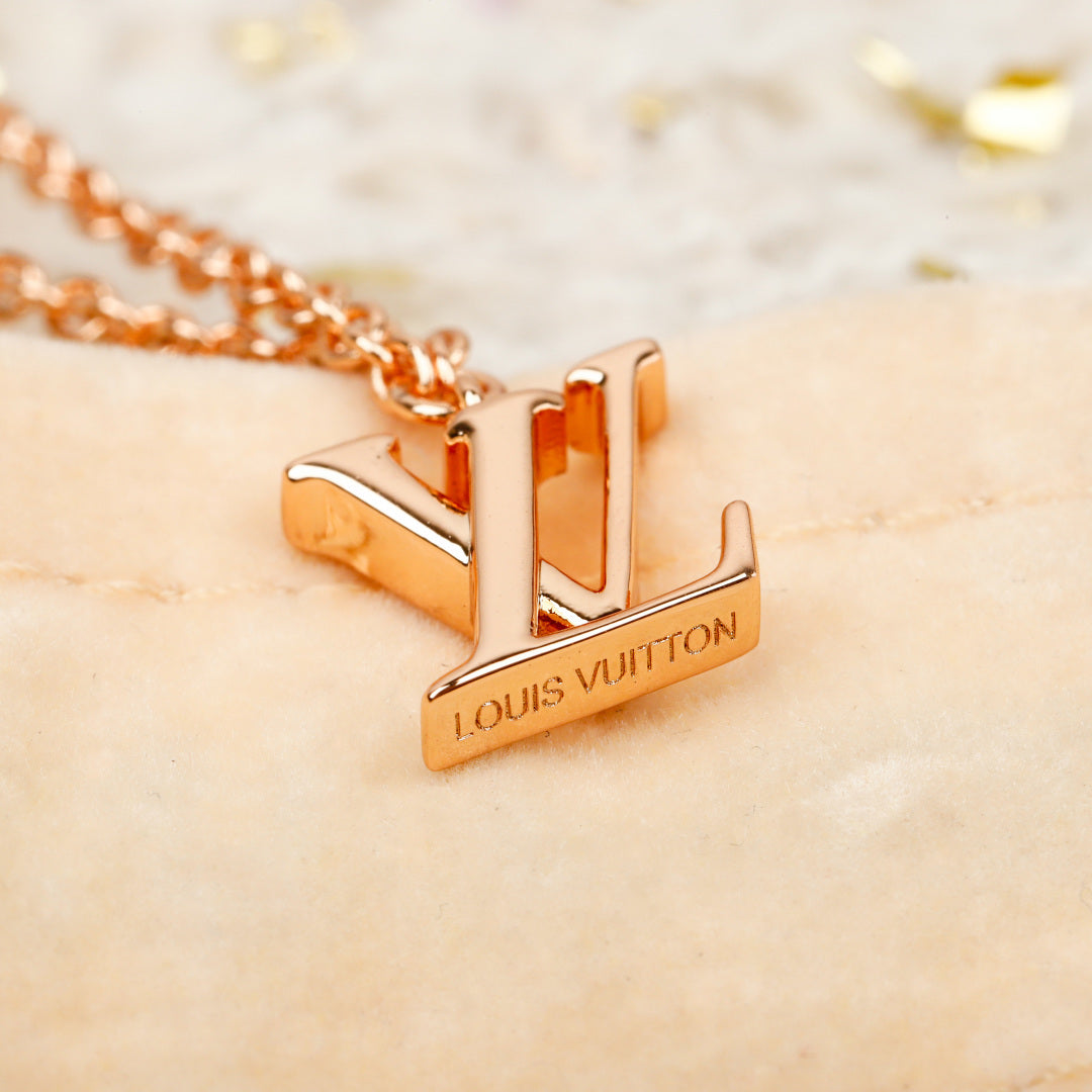 【関税負担なし・送料無料・代引可】ヴィトン ネックレス 未使用 箱付き