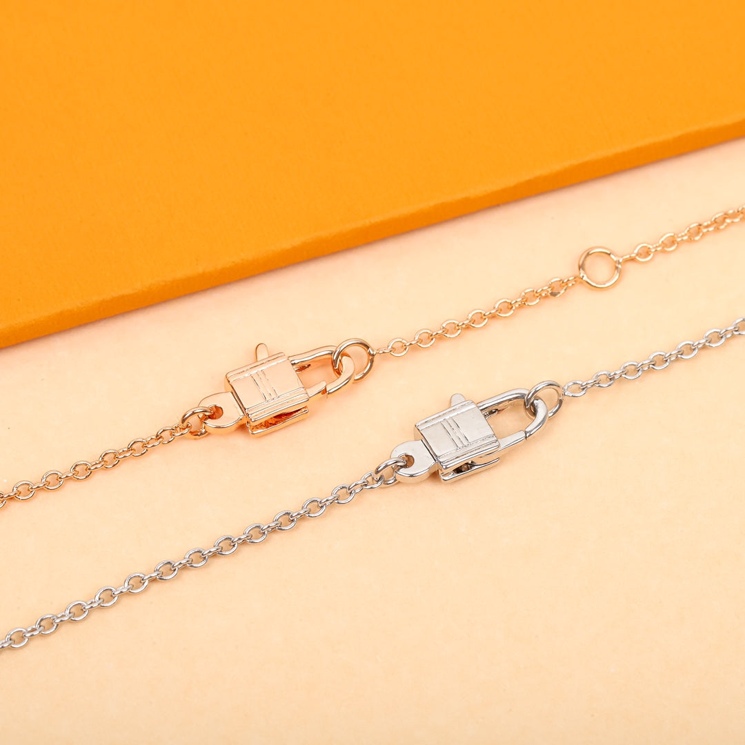 【関税負担なし・送料無料・代引可】ヴィトン ネックレス 未使用 箱付き