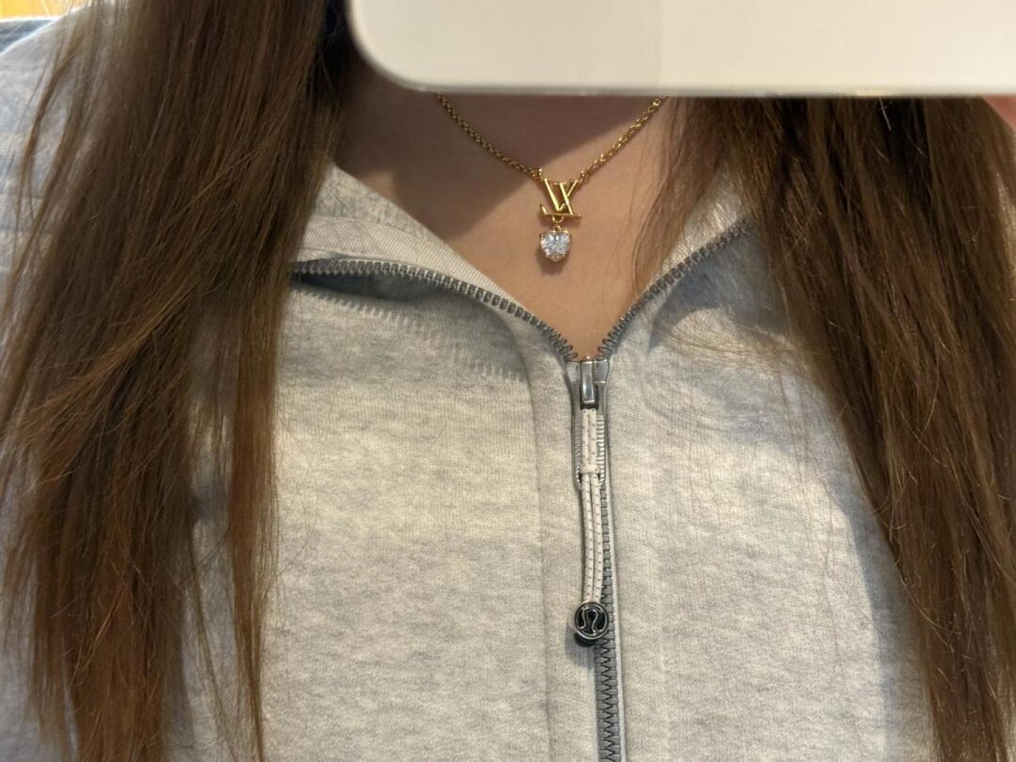 【関税負担なし・送料無料・代引可】ヴィトン ネックレス 未使用 箱付き