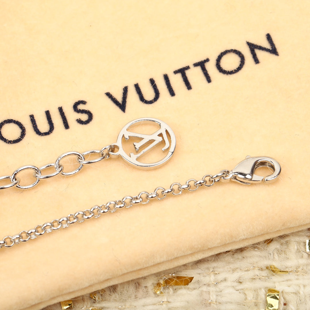 【関税負担なし・送料無料・代引可】ヴィトン ネックレス 未使用 箱付き