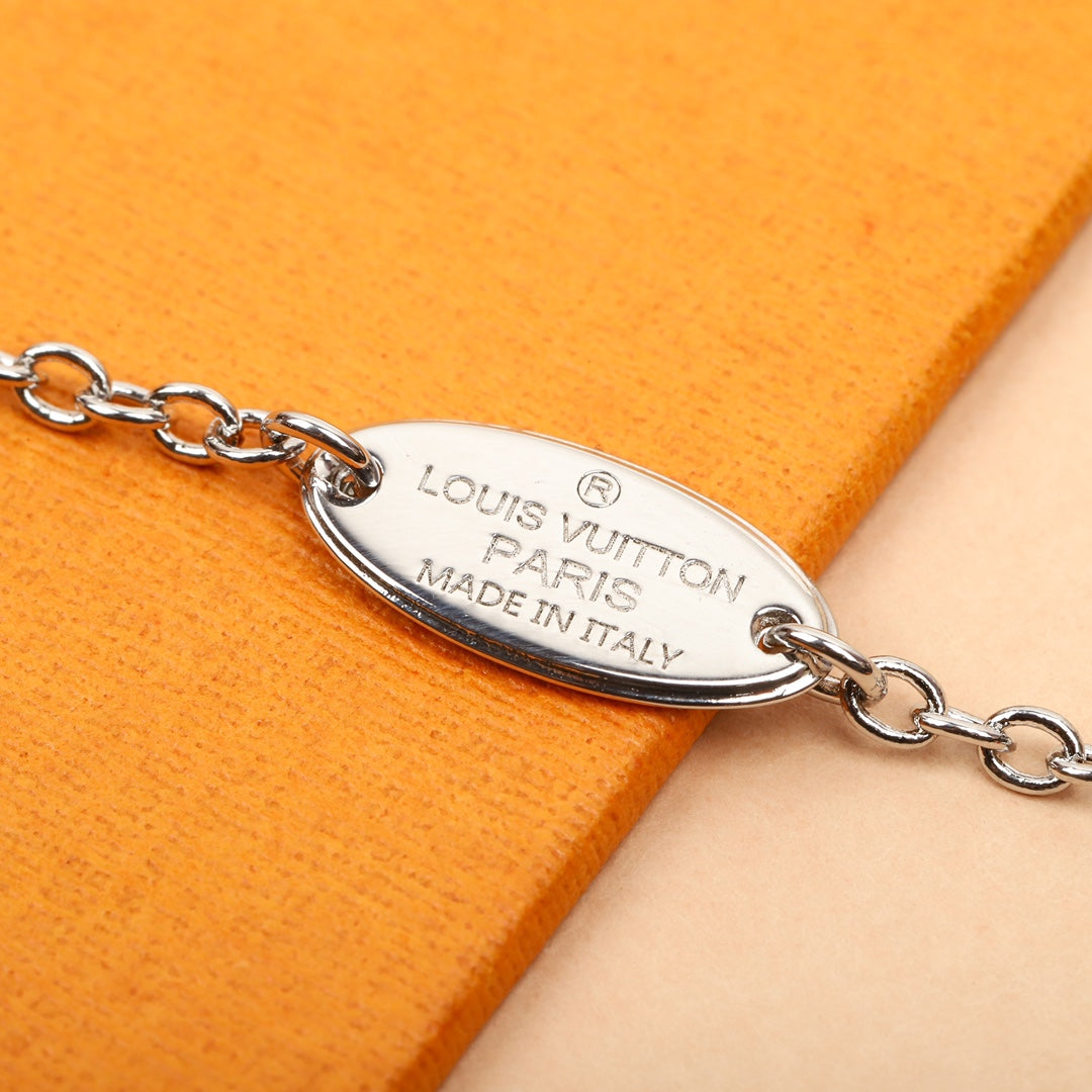 【関税負担なし・送料無料・代引可】ヴィトン ネックレス 未使用 箱付き