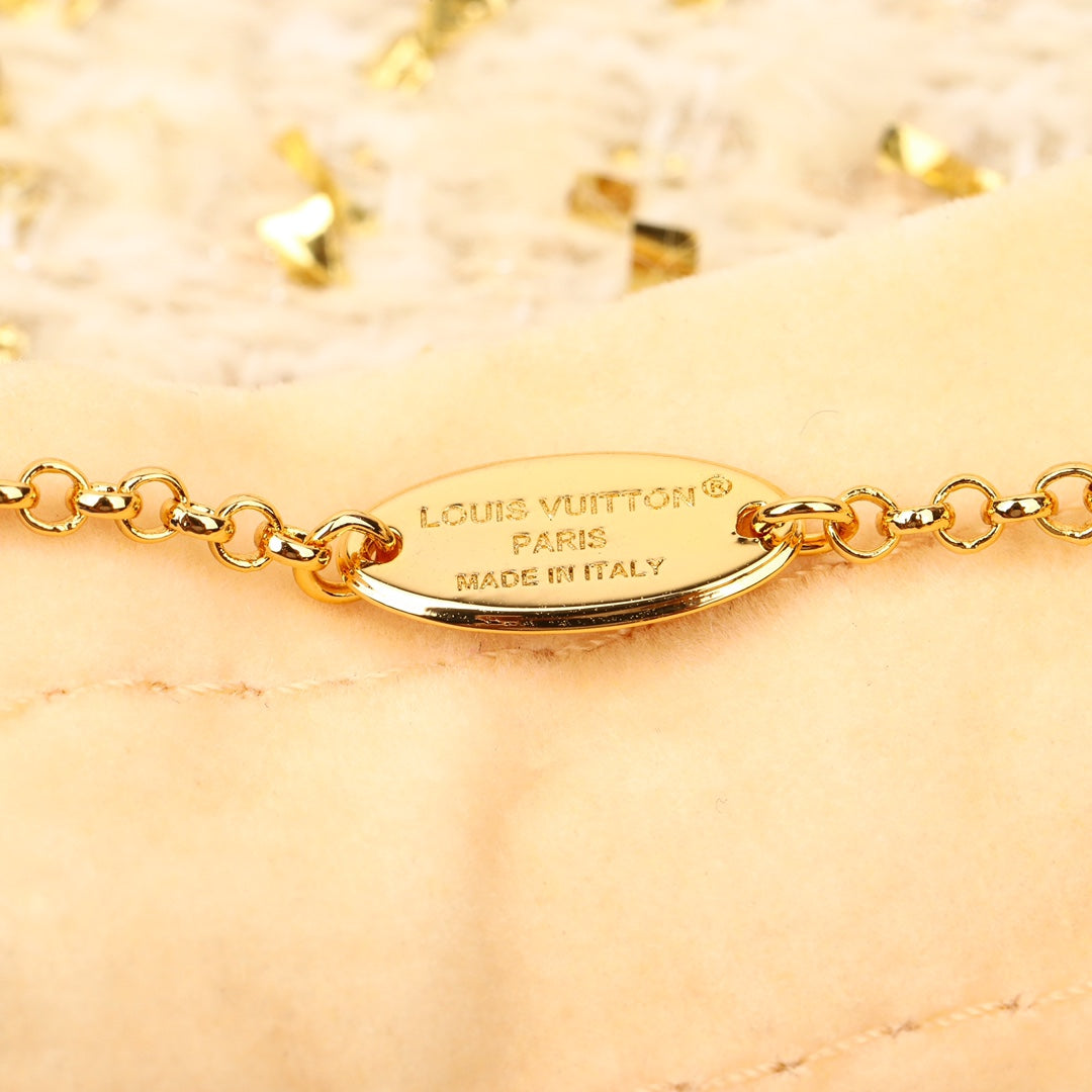 【関税負担なし・送料無料・代引可】【売れ筋】ヴィトン ネックレス 未使用 箱付き