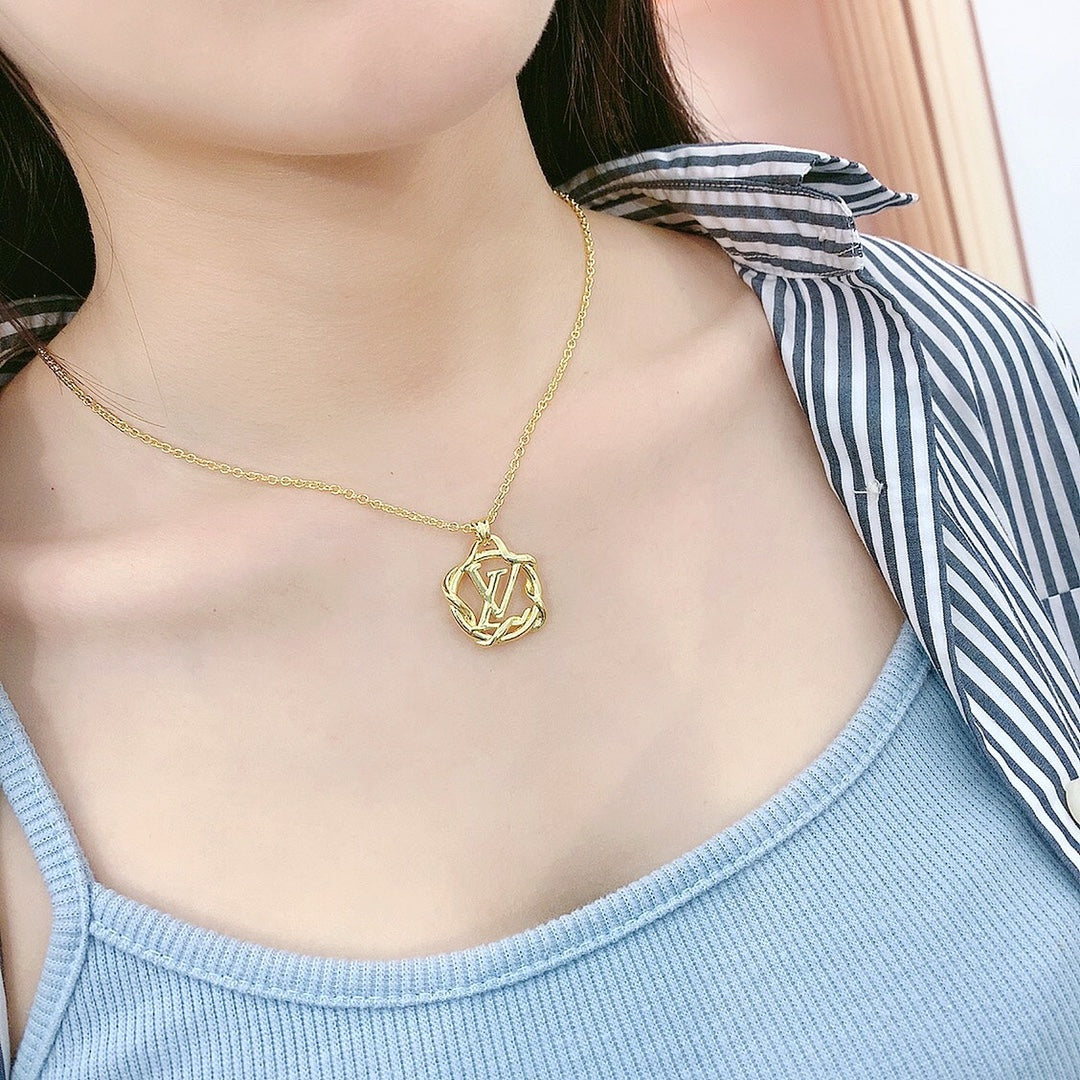 【関税負担なし・送料無料・代引可】ヴィトン ネックレス 未使用 箱付き