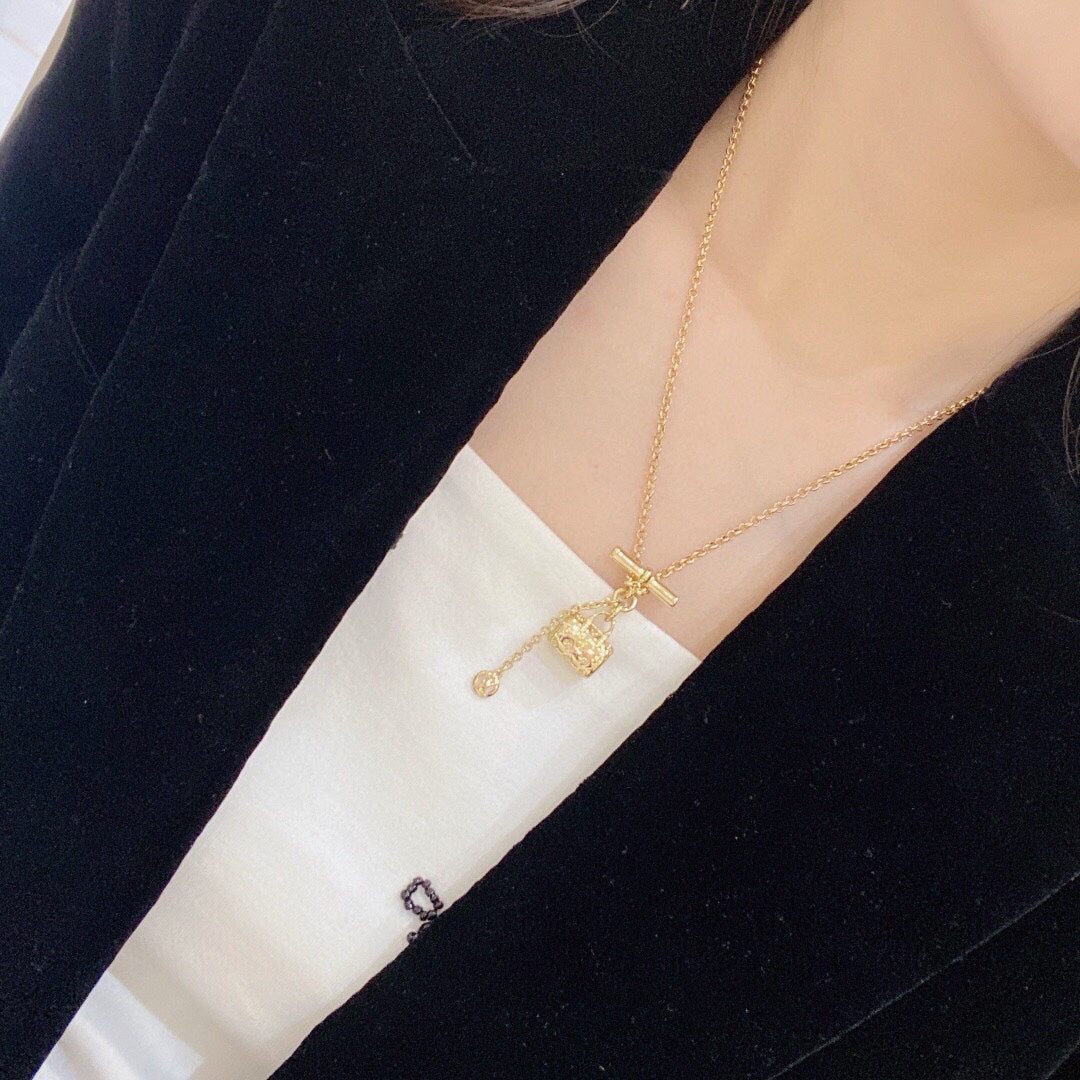 【関税負担なし・送料無料・代引可】ヴィトン ネックレス 未使用 箱付き