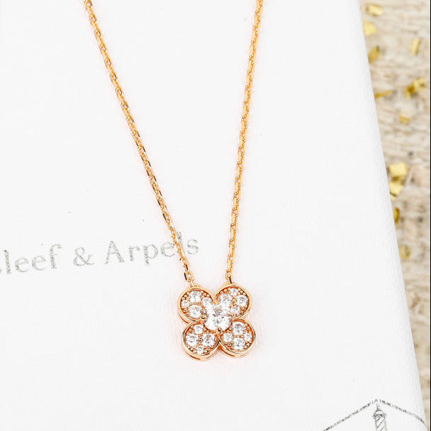 【関税負担なし・送料無料・代引可】ヴァンクリーフ&アーペル ネックレス 未使用 箱付き