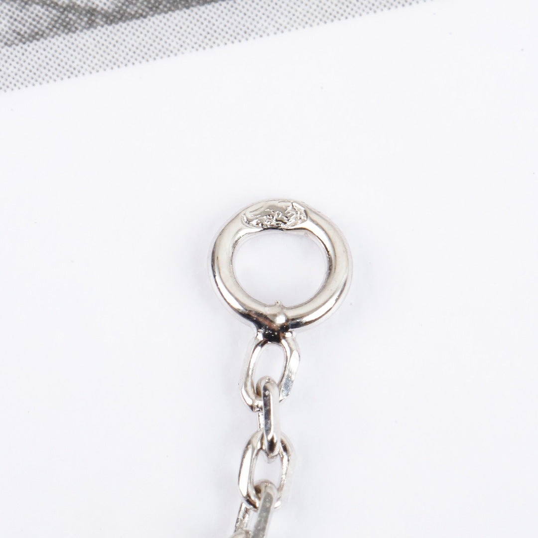 【関税負担なし・送料無料・代引可】ヴァンクリーフ&アーペル ネックレス 未使用 箱付き