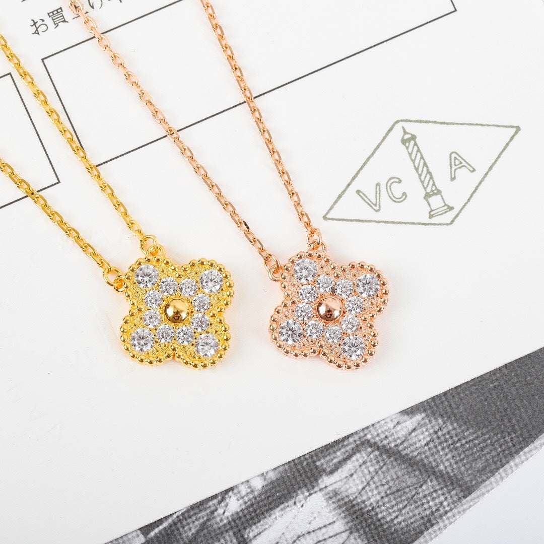 【関税負担なし・送料無料・代引可】ヴァンクリーフ&アーペル ネックレス 未使用 箱付き