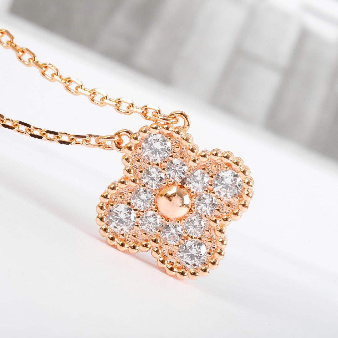 【関税負担なし・送料無料・代引可】ヴァンクリーフ&アーペル ネックレス 未使用 箱付き