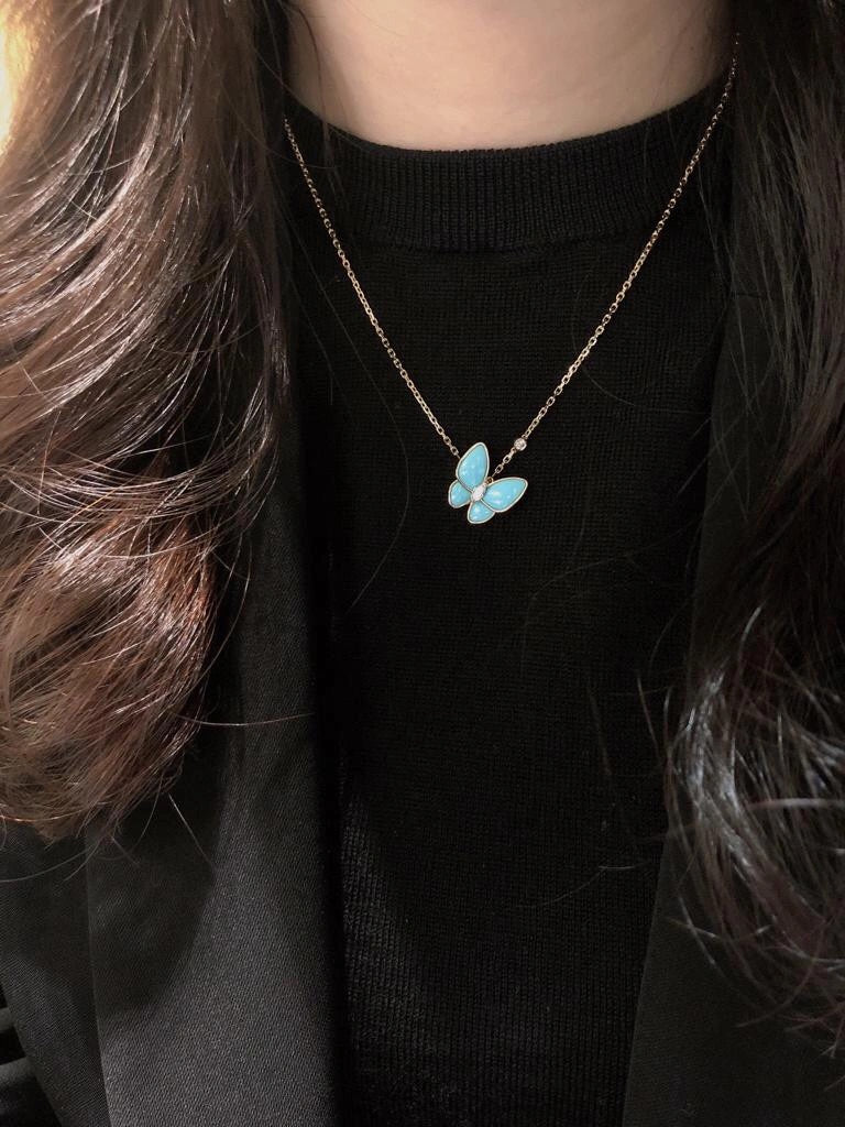 【関税負担なし・送料無料・代引可】ヴァンクリーフ&アーペル ネックレス 未使用 箱付き