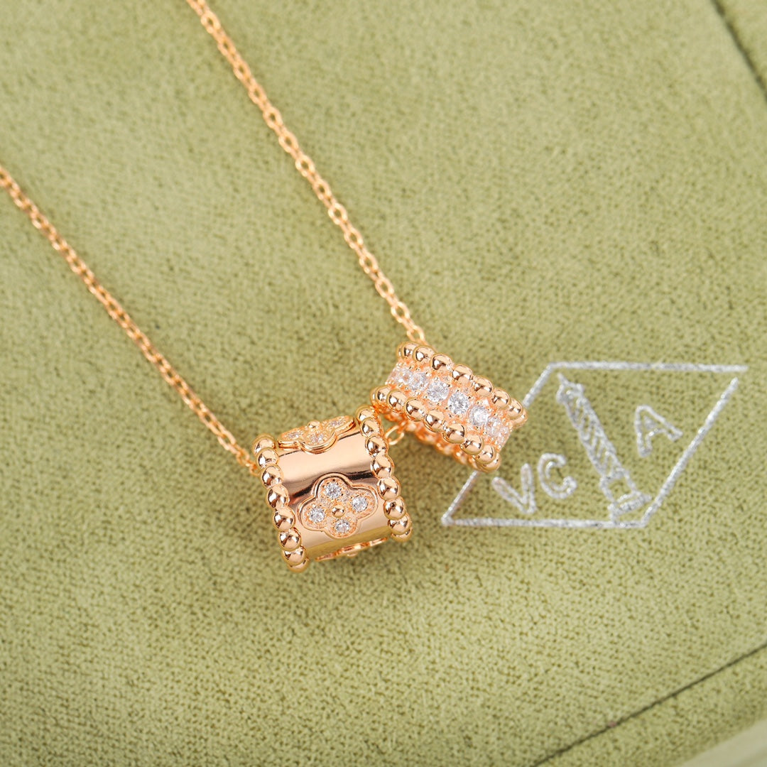 【関税負担なし・送料無料・代引可】ヴァンクリーフ&アーペル ネックレス 未使用 箱付き