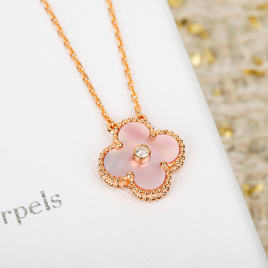 【関税負担なし・送料無料・代引可】ヴァンクリーフ&アーペル ネックレス 未使用 箱付き