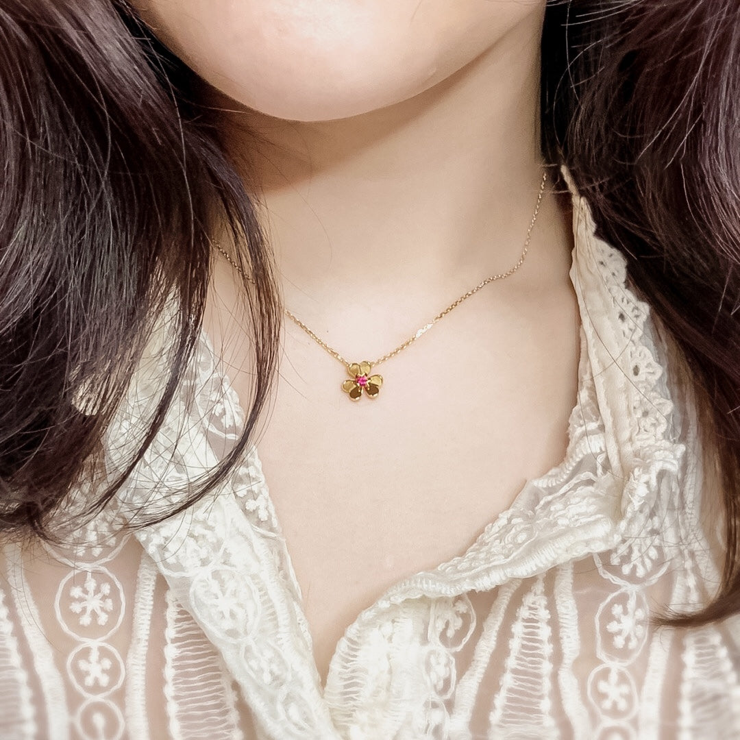 【関税負担なし・送料無料・代引可】ヴァンクリーフ&アーペル ネックレス 未使用 箱付き