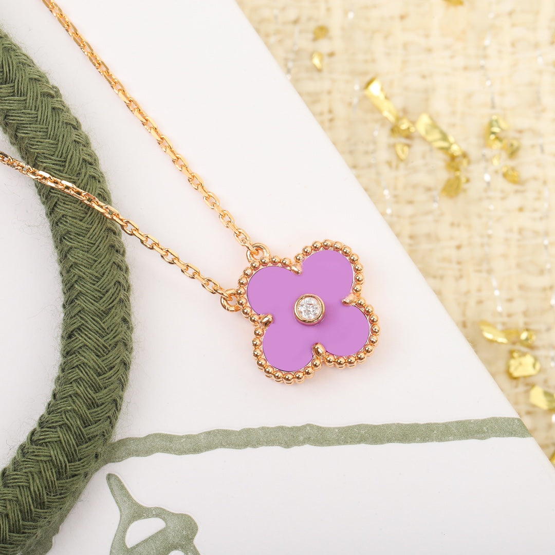 【関税負担なし・送料無料・代引可】ヴァンクリーフ&アーペル ネックレス 未使用 箱付き