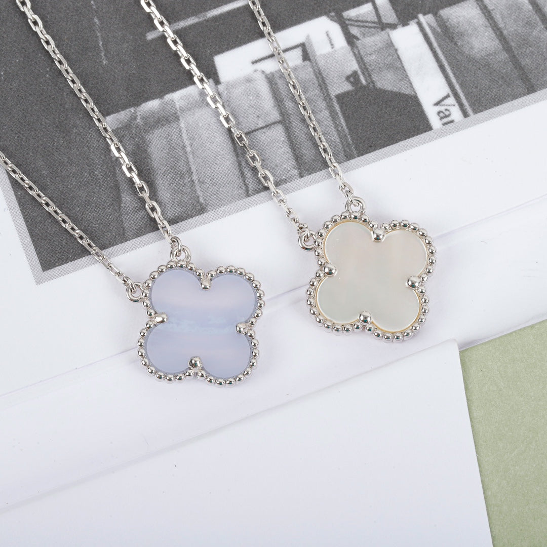 【関税負担なし・送料無料・代引可】ヴァンクリーフ&アーペル ネックレス 未使用 箱付き