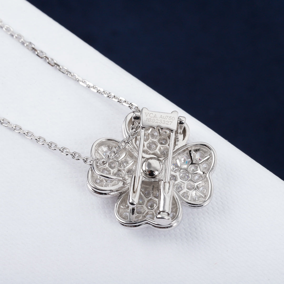 【関税負担なし・送料無料・代引可】ヴァンクリーフ&アーペル ネックレス 未使用 箱付き