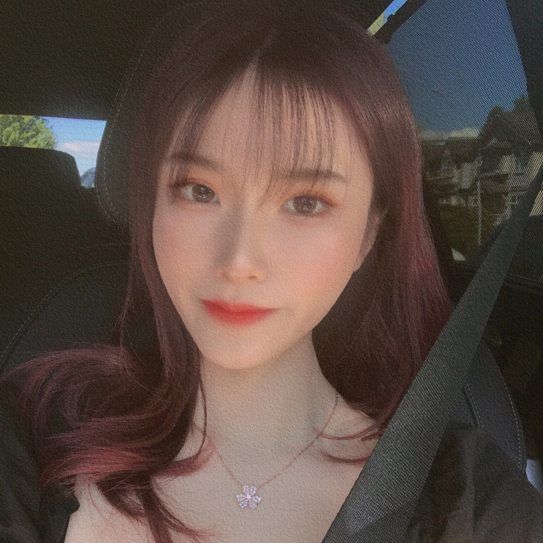 【関税負担なし・送料無料・代引可】ヴァンクリーフ&アーペル ネックレス 未使用 箱付き