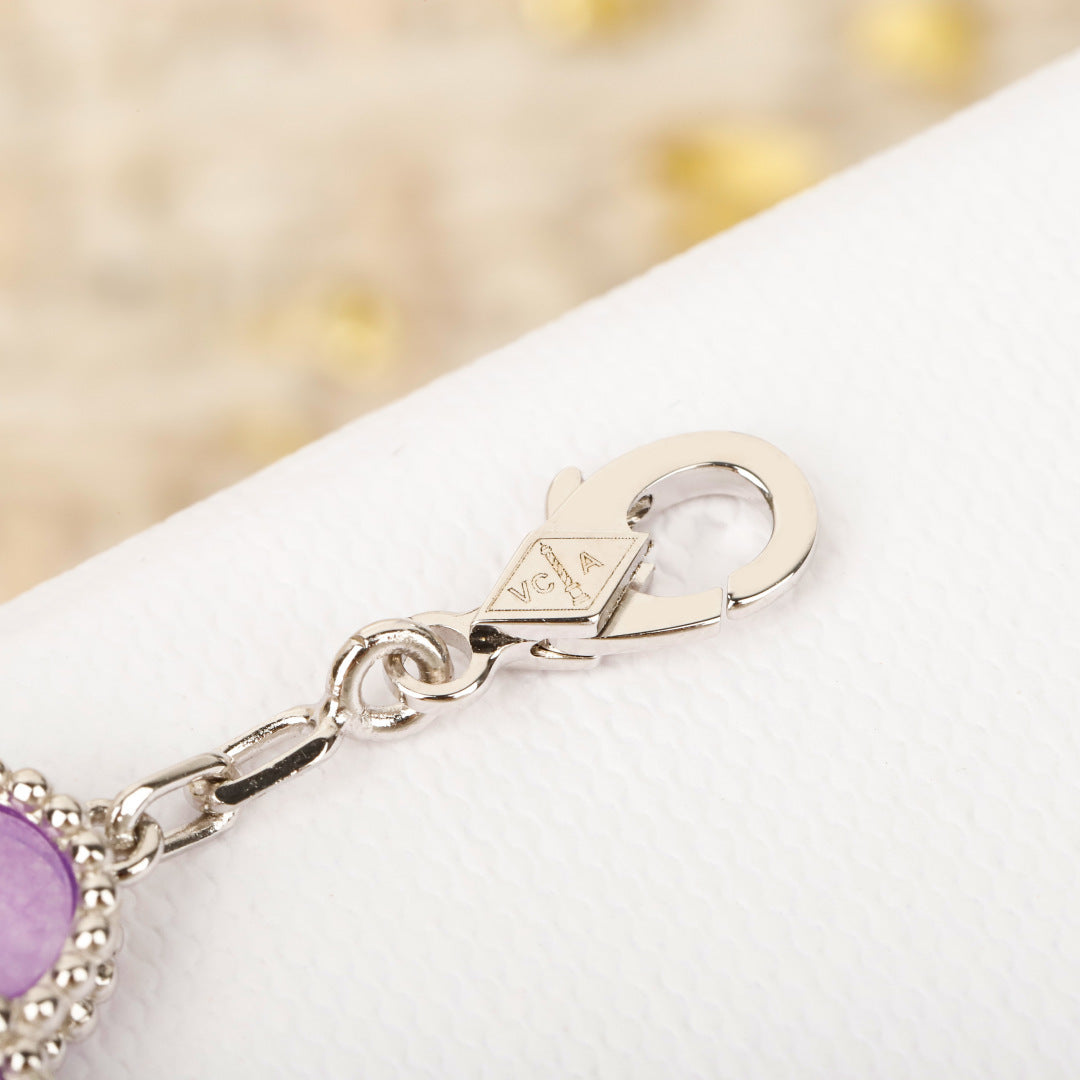 【関税負担なし・送料無料・代引可】【売れ筋】ヴァンクリーフ&アーペル ブレスレット 未使用 箱付き