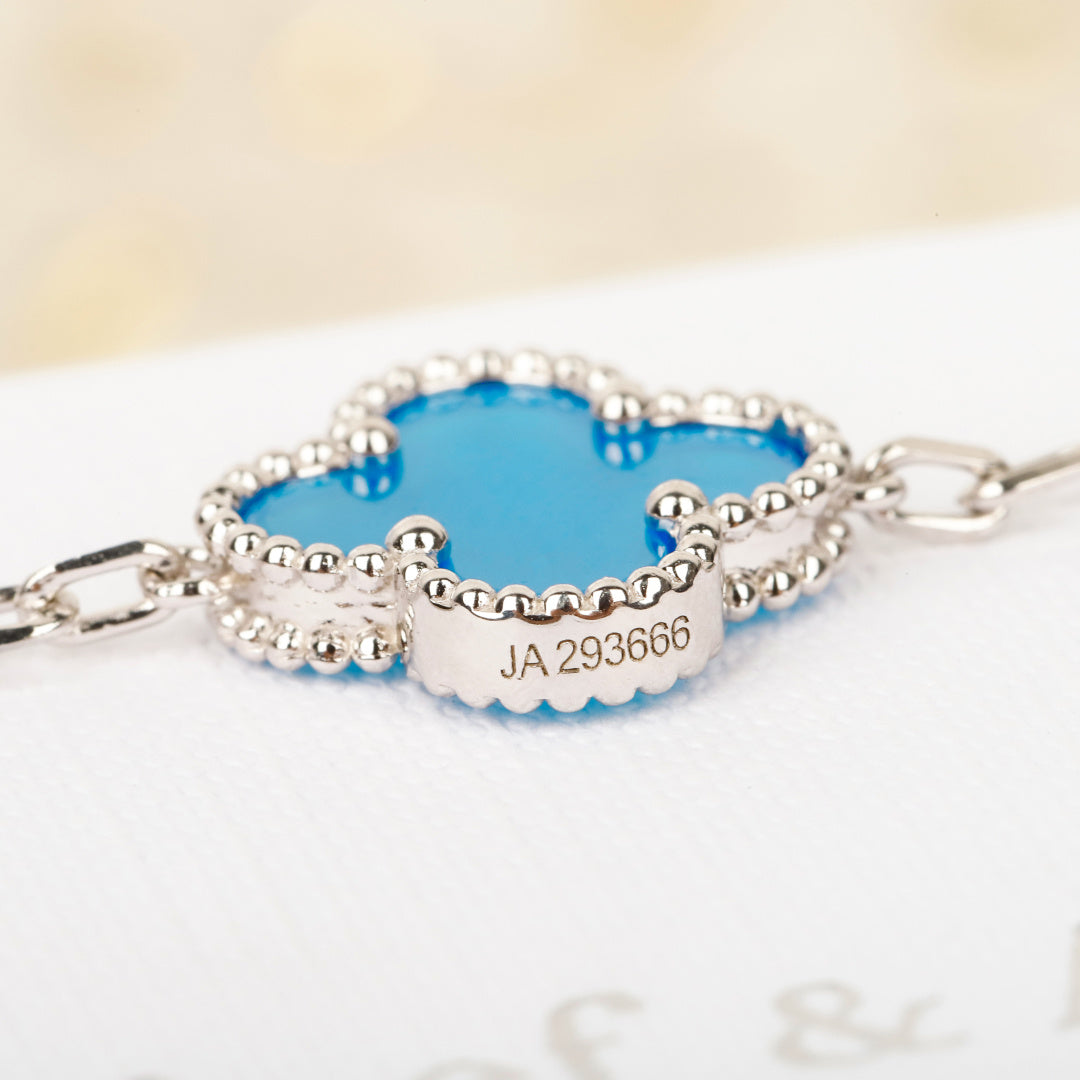 【関税負担なし・送料無料・代引可】【売れ筋】ヴァンクリーフ&アーペル ブレスレット 未使用 箱付き