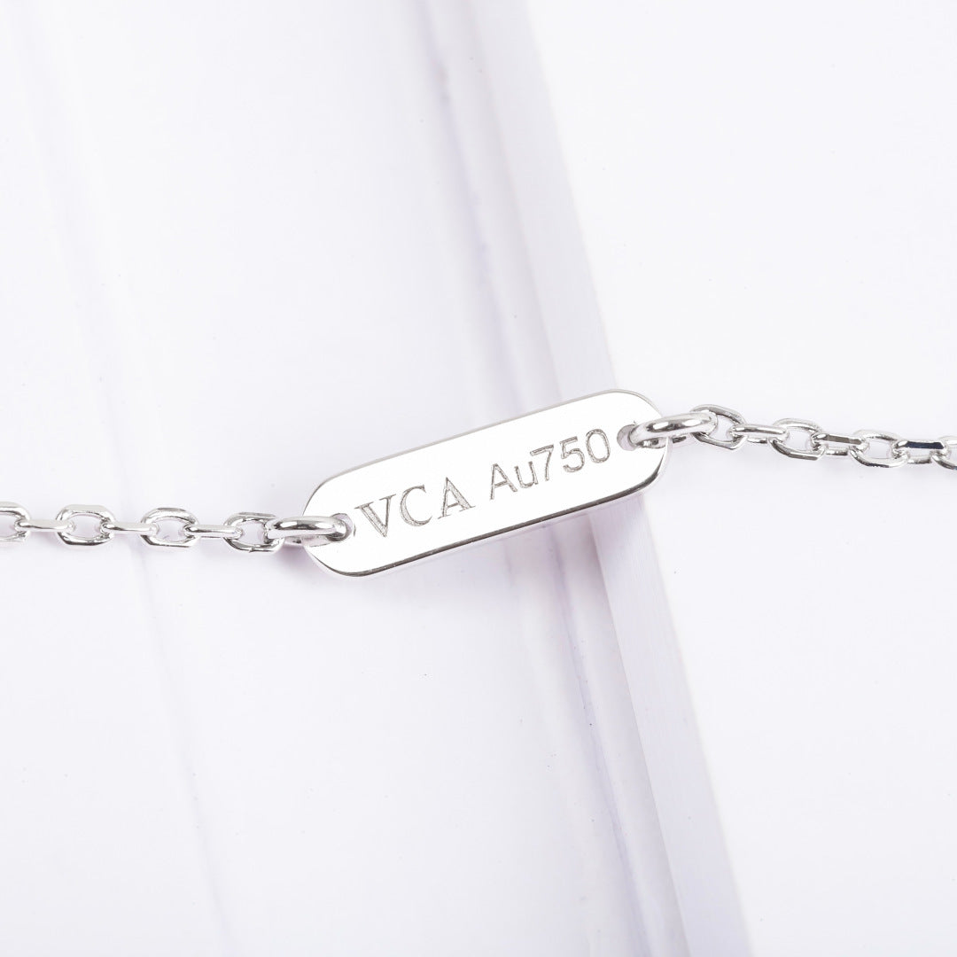 【関税負担なし・送料無料・代引可】ヴァンクリーフ&アーペル ブレスレット 未使用 箱付き