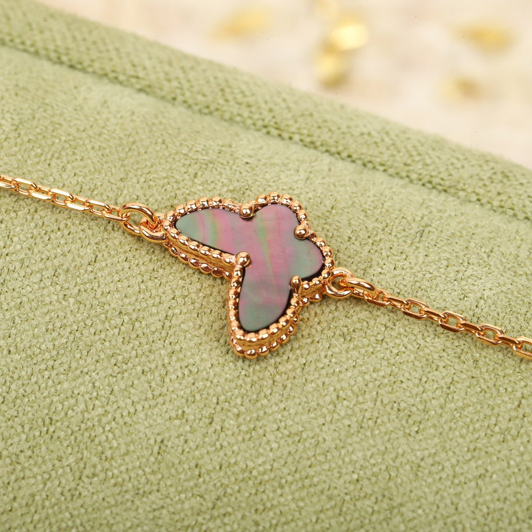 【関税負担なし・送料無料・代引可】ヴァンクリーフ&アーペル ブレスレット 未使用 箱付き