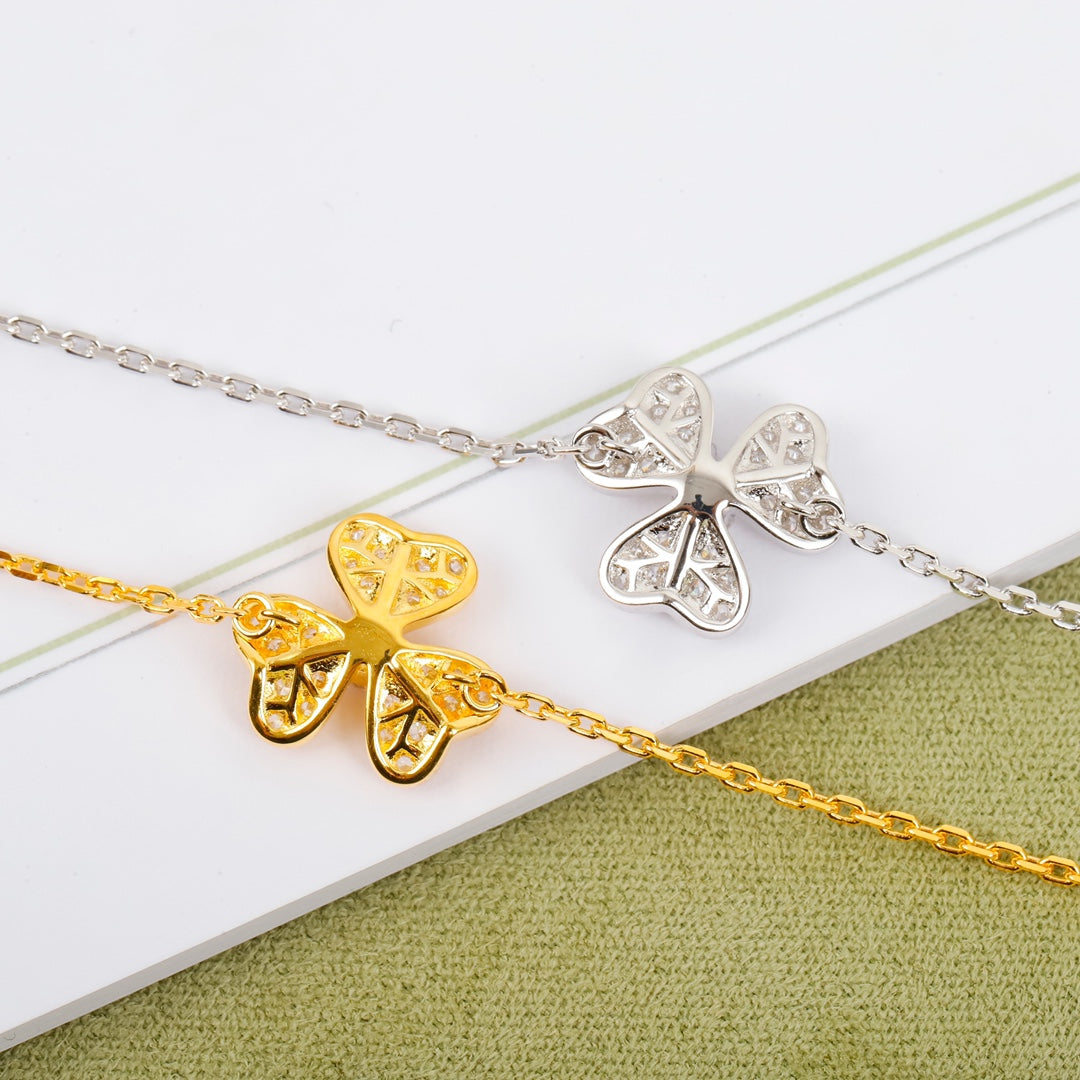 【関税負担なし・送料無料・代引可】ヴァンクリーフ&アーペル ブレスレット 未使用 箱付き