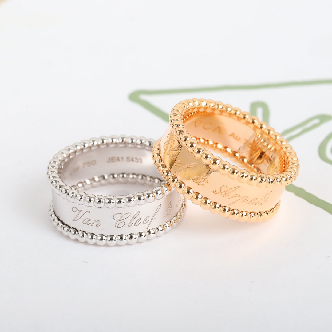 【関税負担なし・送料無料・代引可】ヴァンクリーフ&アーペル リング 未使用 箱付き