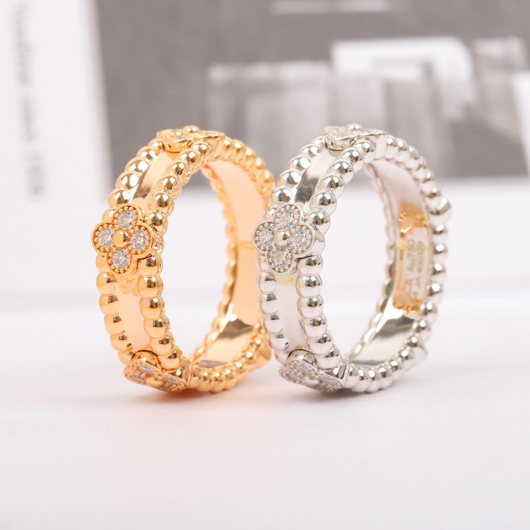 【関税負担なし・送料無料・代引可】ヴァンクリーフ&アーペル リング 未使用 箱付き