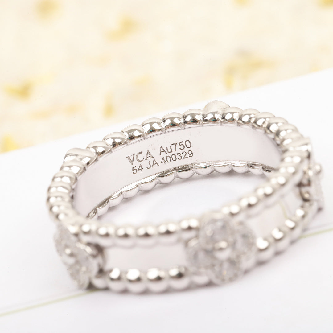 【関税負担なし・送料無料・代引可】ヴァンクリーフ&アーペル リング 未使用 箱付き