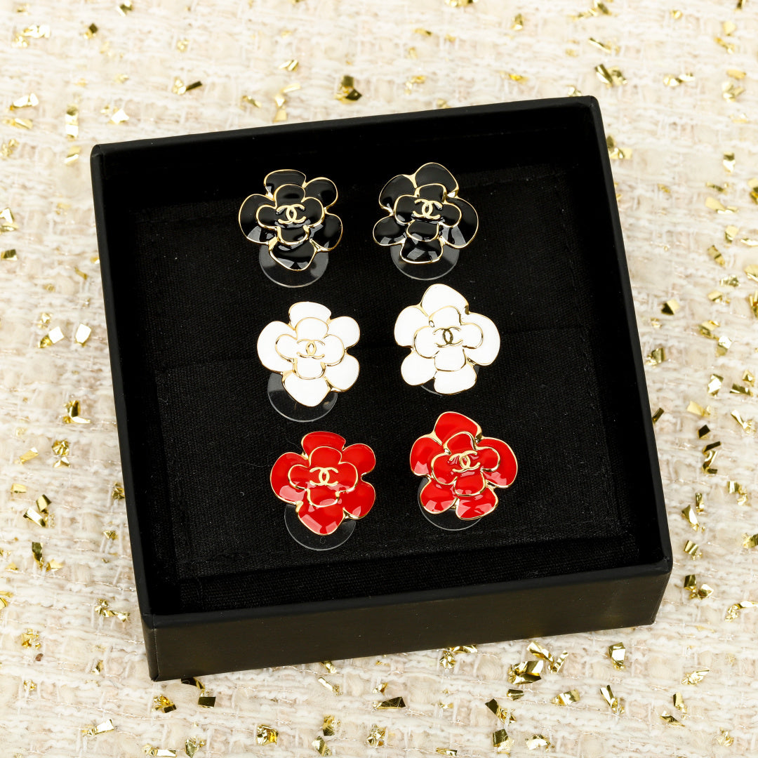 【関税負担なし・送料無料・代引可】シャネル ピアス 未使用 箱付き